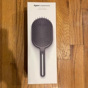 Dyson Paddle Brush in Nickel/Black